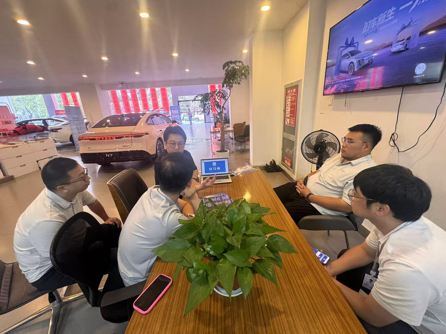 88de7c90676b9e06ff62d0d634c4ce78.jpg 88de7c90676b9e06ff62d0d634c4ce78.jpg